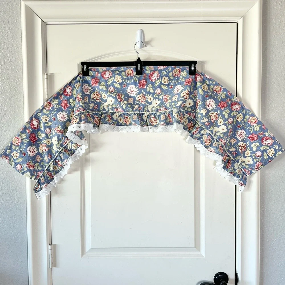 Vintage Waverly Garden Room Heritage Valance Blue Floral White Lace 60x11